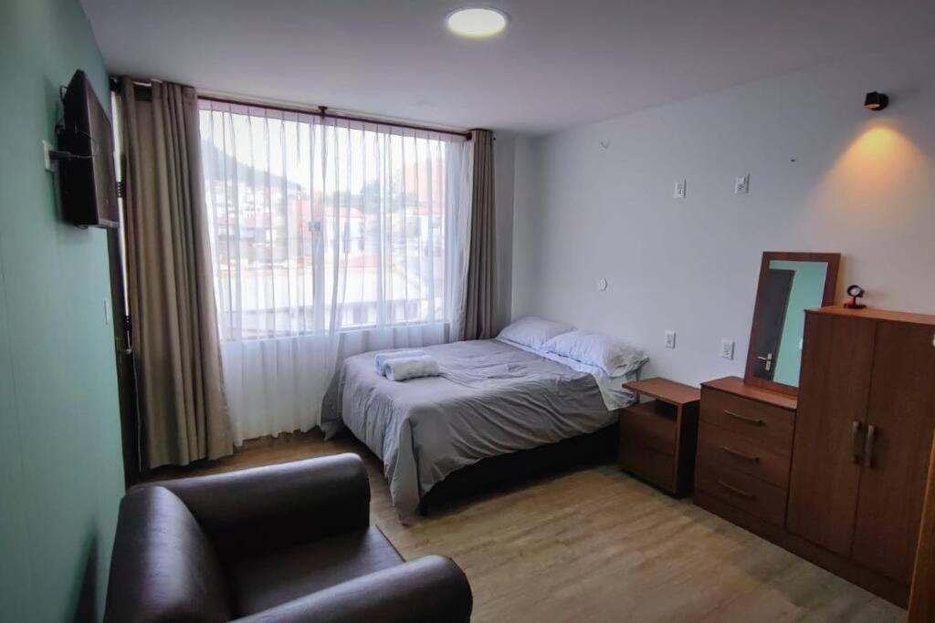 Home Away ซูเกร ภายนอก รูปภาพ
